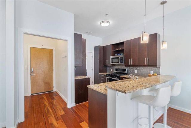870 Inman Village Parkway NE 229, Atlanta, GA 30307
