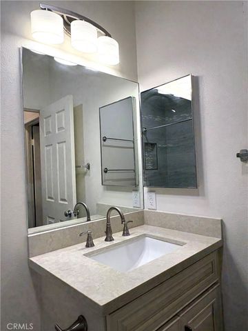 309 Falcon, Irvine, CA 92618