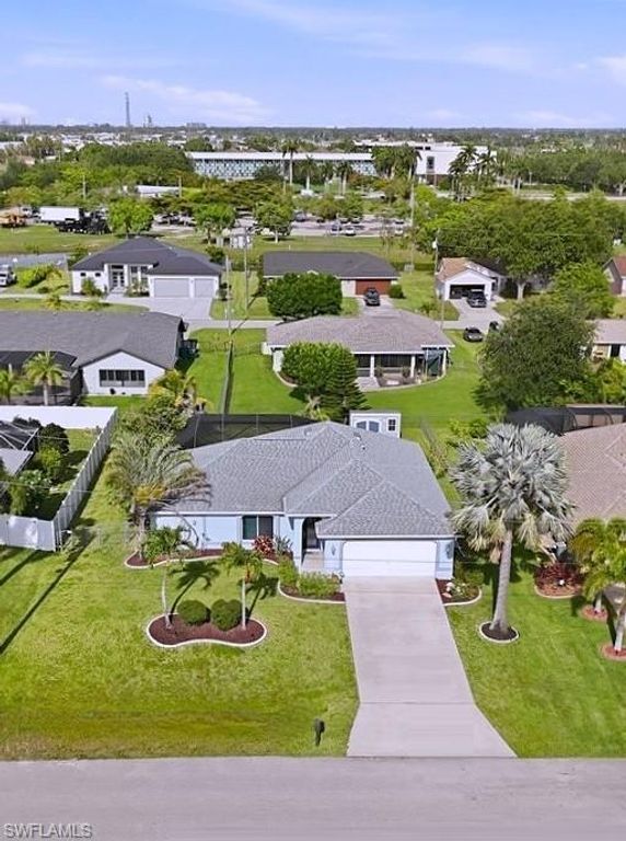 1019 5th PL, CAPE CORAL, FL 33990 — photo 2