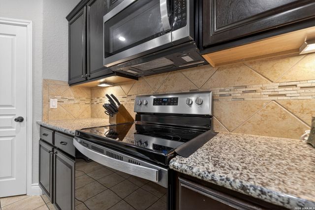 321 Silver Buckle, Schertz, TX 78154