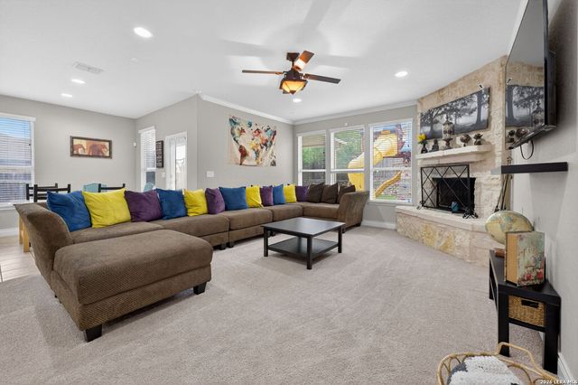 321 Silver Buckle, Schertz, TX 78154