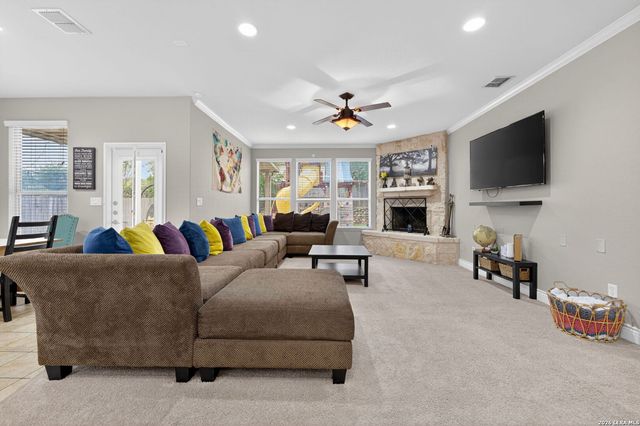 321 Silver Buckle, Schertz, TX 78154