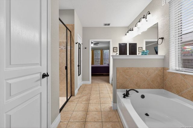 321 Silver Buckle, Schertz, TX 78154
