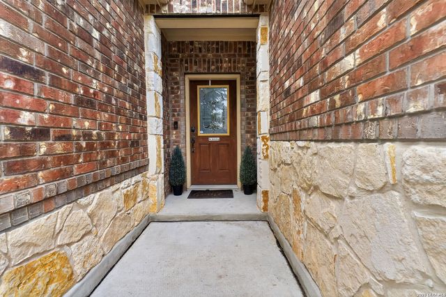 321 Silver Buckle, Schertz, TX 78154