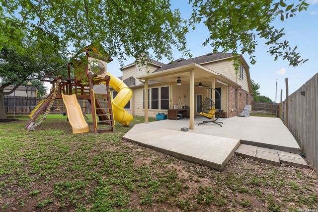 321 Silver Buckle, Schertz, TX 78154