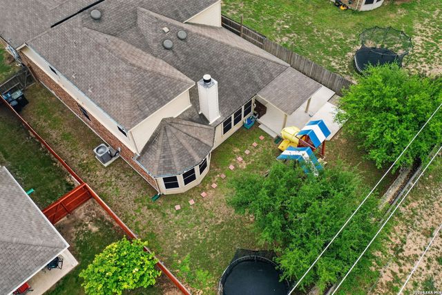 321 Silver Buckle, Schertz, TX 78154