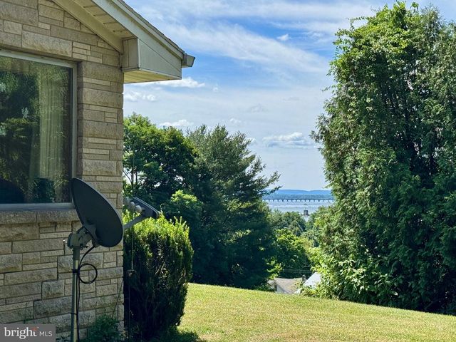 709 ERIE ST, Dauphin, PA 17018
