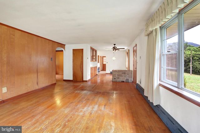 709 ERIE ST, Dauphin, PA 17018