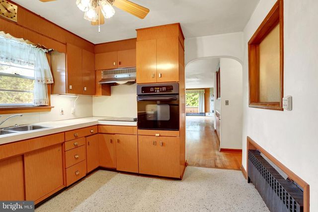709 ERIE ST, Dauphin, PA 17018