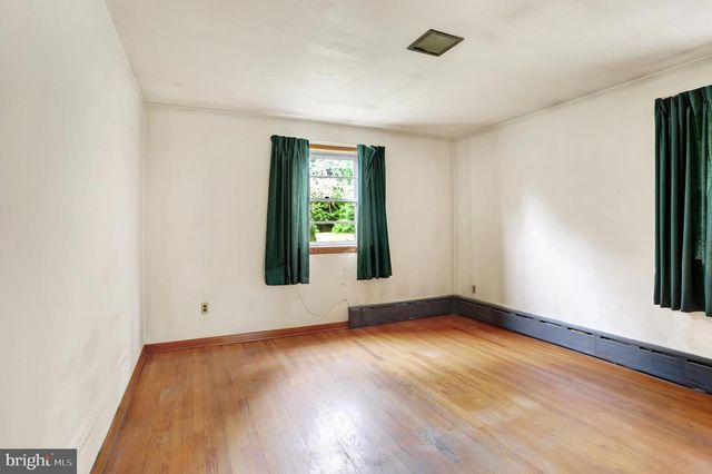 709 ERIE ST, Dauphin, PA 17018