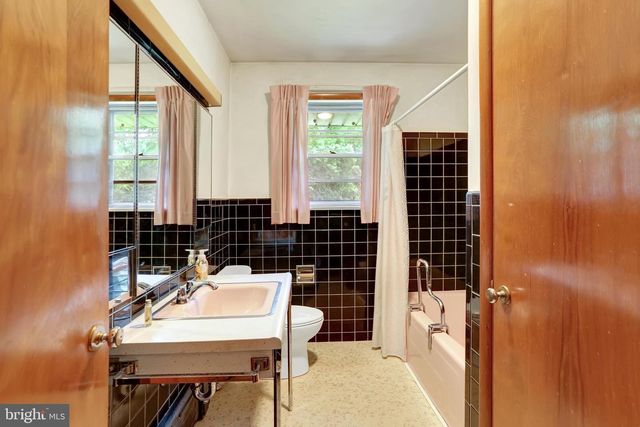 709 ERIE ST, Dauphin, PA 17018