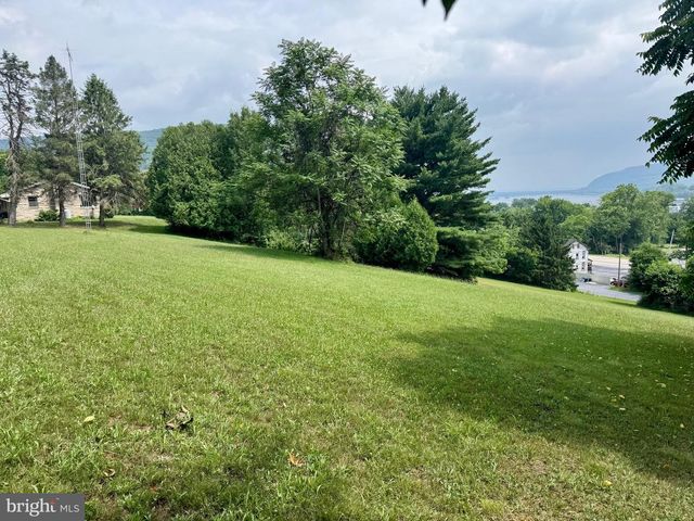 709 ERIE ST, Dauphin, PA 17018