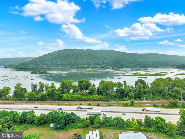 709 ERIE ST, Dauphin, PA 17018
