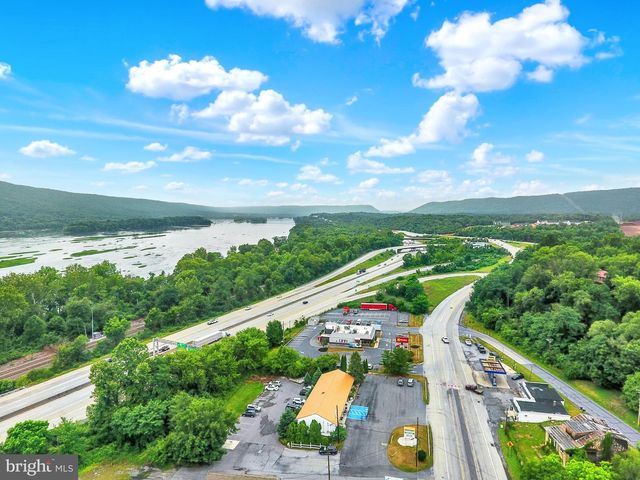 709 ERIE ST, Dauphin, PA 17018
