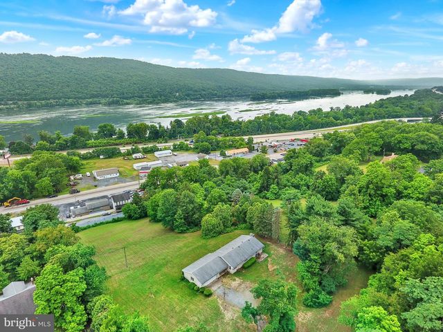 709 ERIE ST, Dauphin, PA 17018