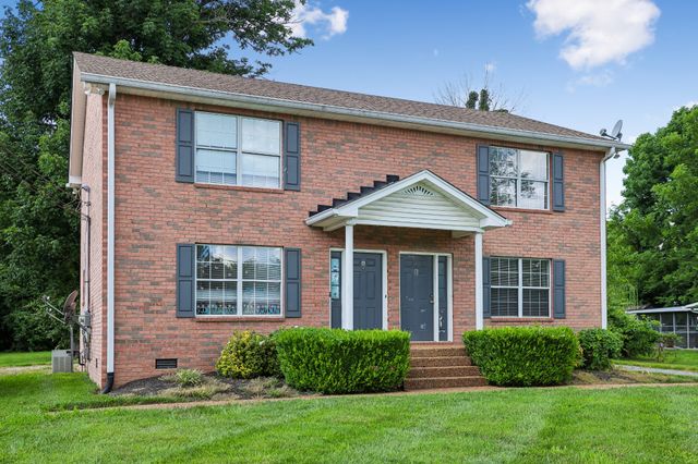 132 N Tarver Ave Apt B, Lebanon, TN 37087