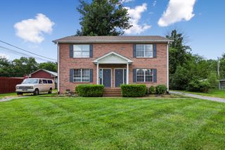 132 N Tarver Ave Apt B, Lebanon, TN 37087