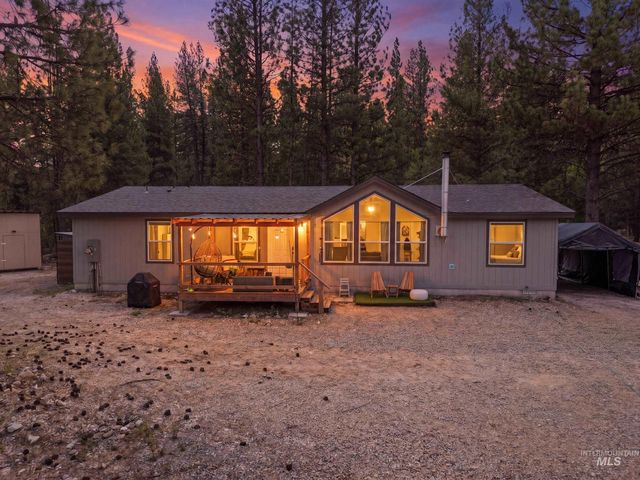17 Mountain Meadow Rd, Idaho City, ID 83631 property photo