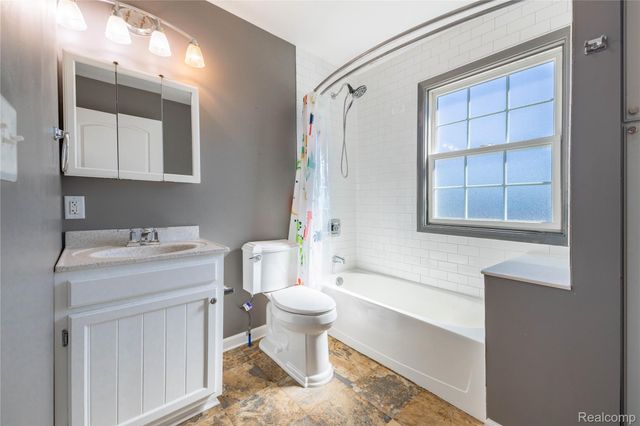 13081 Cunningham Street, Southgate, MI 48195
