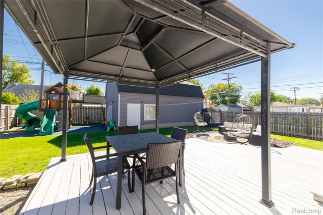 13081 Cunningham Street, Southgate, MI 48195