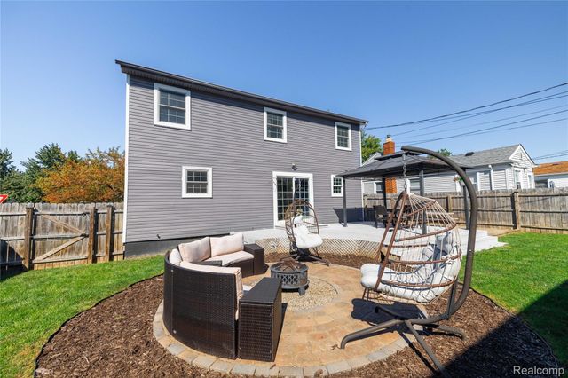 13081 Cunningham Street, Southgate, MI 48195