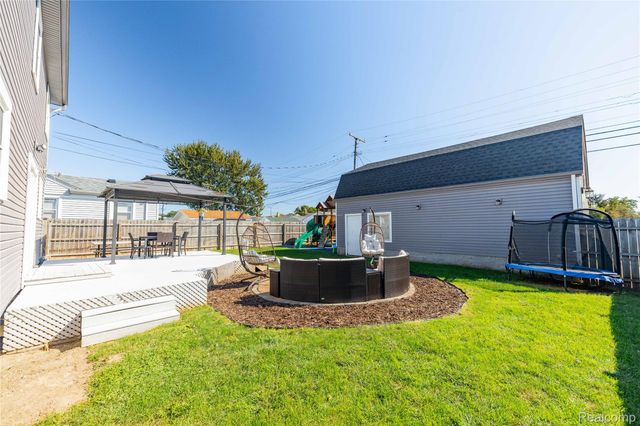 13081 Cunningham Street, Southgate, MI 48195