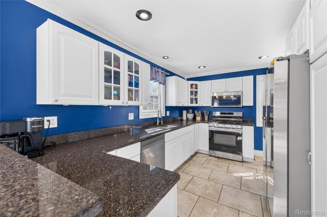 13081 Cunningham Street, Southgate, MI 48195