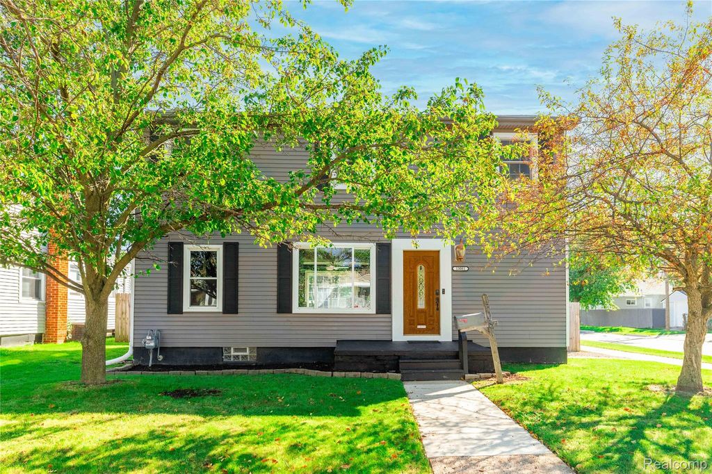 13081 Cunningham Street, Southgate, MI 48195