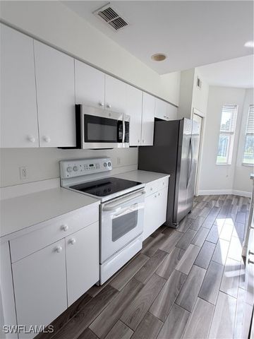 2690 Cypress Trace 3227, Naples, FL 34119