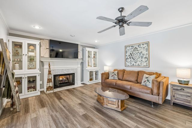 1141 John Sharp Rd, Columbia, TN 38401