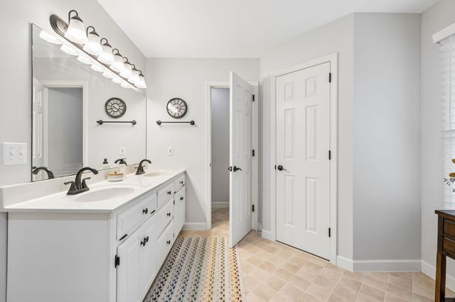 1141 John Sharp Rd, Columbia, TN 38401