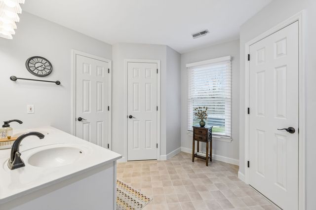 1141 John Sharp Rd, Columbia, TN 38401