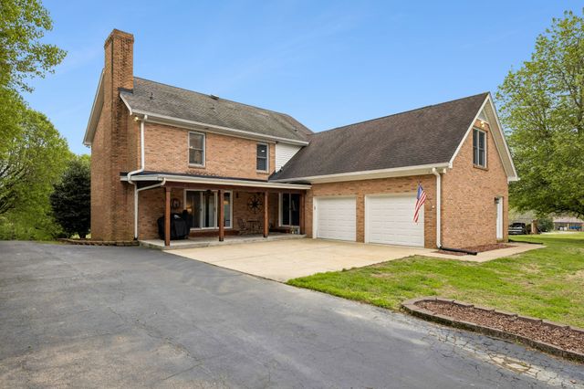 1141 John Sharp Rd, Columbia, TN 38401