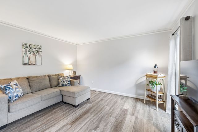 1141 John Sharp Rd, Columbia, TN 38401