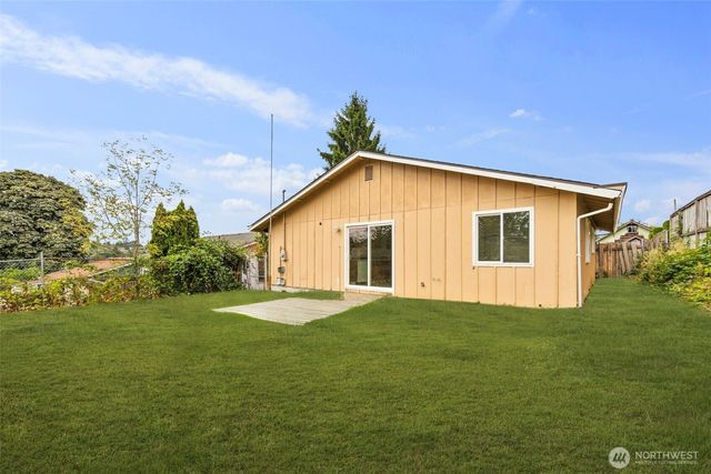 2026 E 36th Street, Tacoma, WA 98404