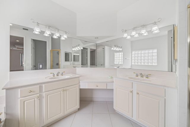 6677 Southport Drive, Boynton Beach, FL 33472