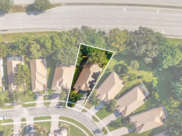 6677 Southport Drive, Boynton Beach, FL 33472