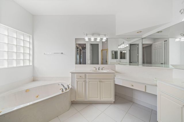 6677 Southport Drive, Boynton Beach, FL 33472