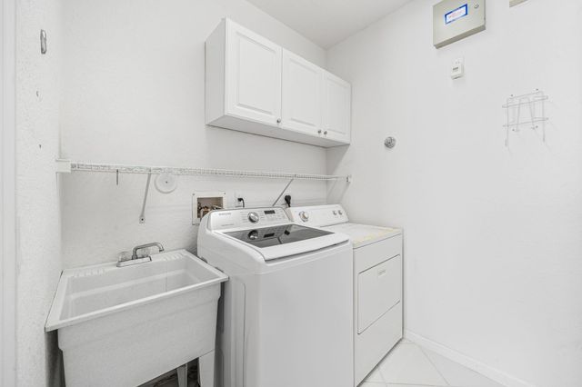 6677 Southport Drive, Boynton Beach, FL 33472