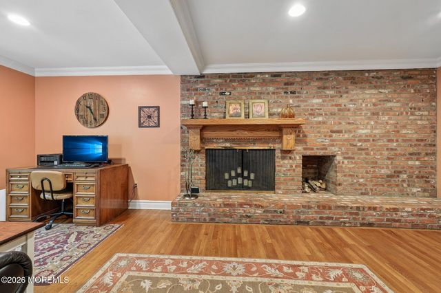 54 Howland Road, Middletown, NJ 07748