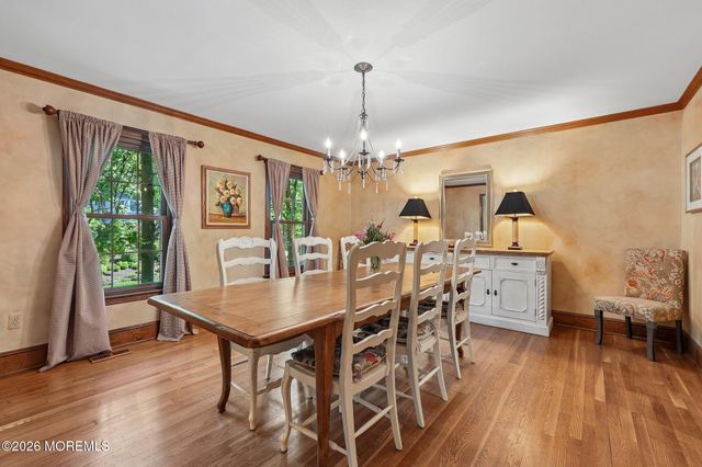 54 Howland Road, Middletown, NJ 07748
