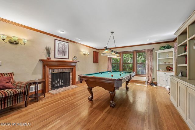 54 Howland Road, Middletown, NJ 07748