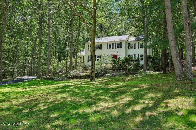 54 Howland Road, Middletown, NJ 07748