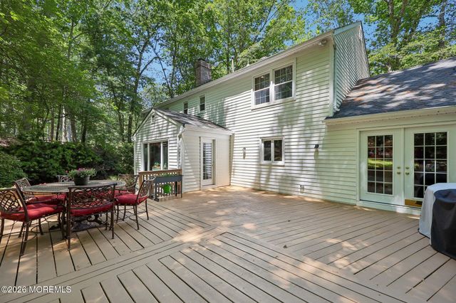 54 Howland Road, Middletown, NJ 07748