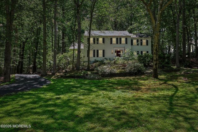 54 Howland Road, Middletown, NJ 07748