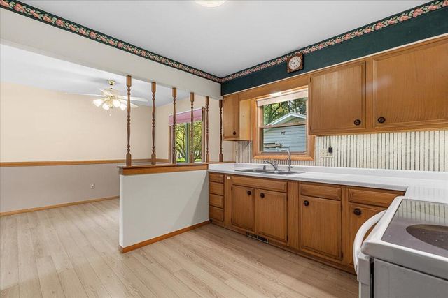 309 Braatz DRIVE, Kewaskum, WI 53040