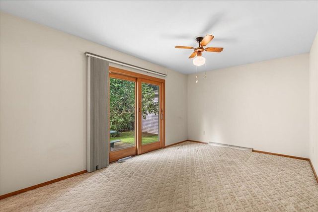 309 Braatz DRIVE, Kewaskum, WI 53040