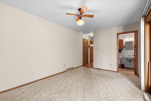 309 Braatz DRIVE, Kewaskum, WI 53040