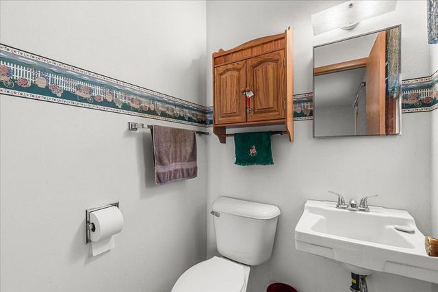 309 Braatz DRIVE, Kewaskum, WI 53040