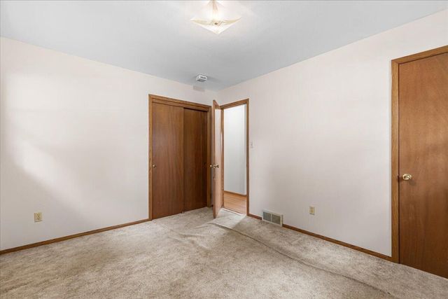 309 Braatz DRIVE, Kewaskum, WI 53040